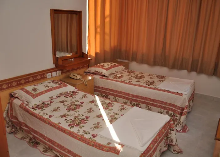 Hotel Kleopatra Yildiz 2*