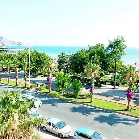 Kleopatra Yildiz 2* Alanya