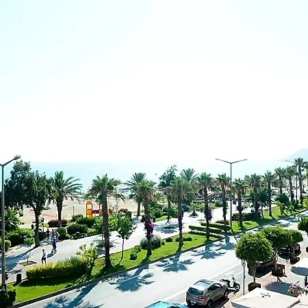 Kleopatra Yildiz 2* Alanya