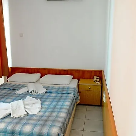 Hotel Kleopatra Yildiz 2*