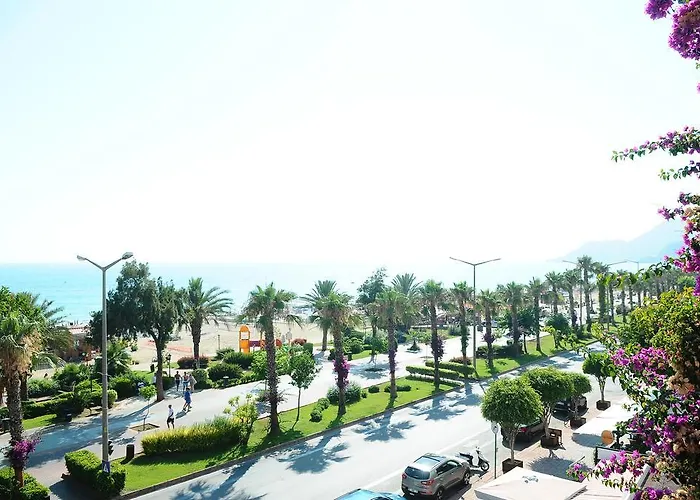 Hotel Kleopatra Yildiz 2*