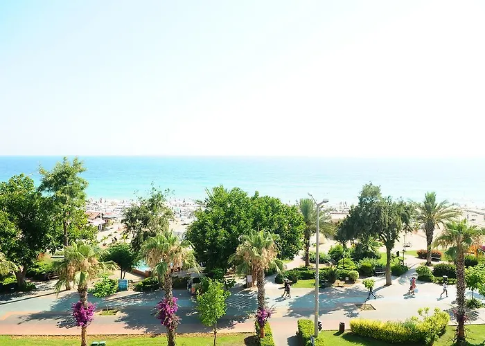 Hotel Kleopatra Yildiz 2*