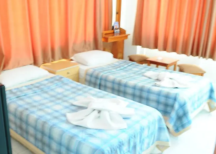 Hotel Kleopatra Yildiz 2*