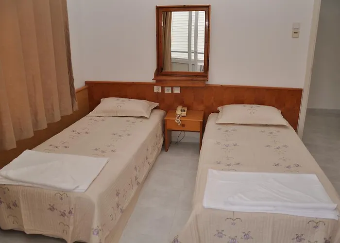 Hotel Kleopatra Yildiz 2*