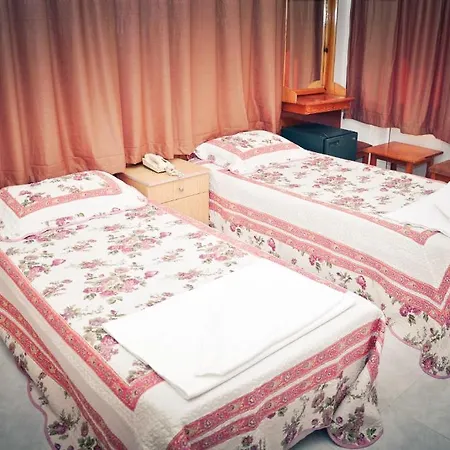 Hotel Kleopatra Yildiz 2*