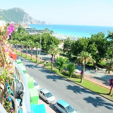 Hotel Kleopatra Yildiz 2*